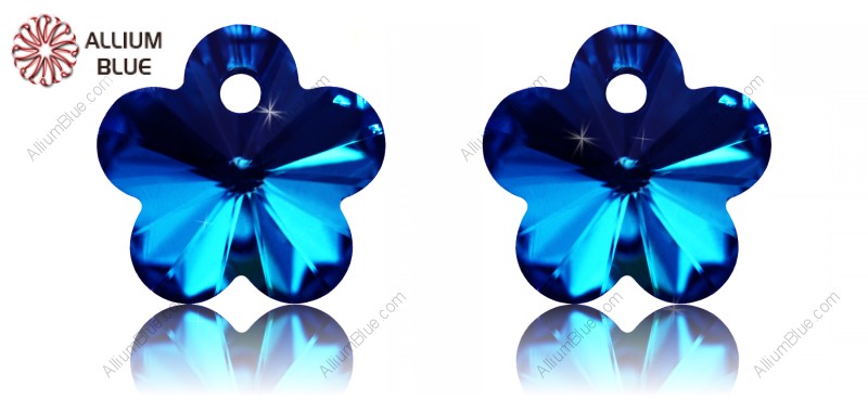PREMIUM CRYSTAL Flower Pendant 8mm Crystal Bermuda Blue